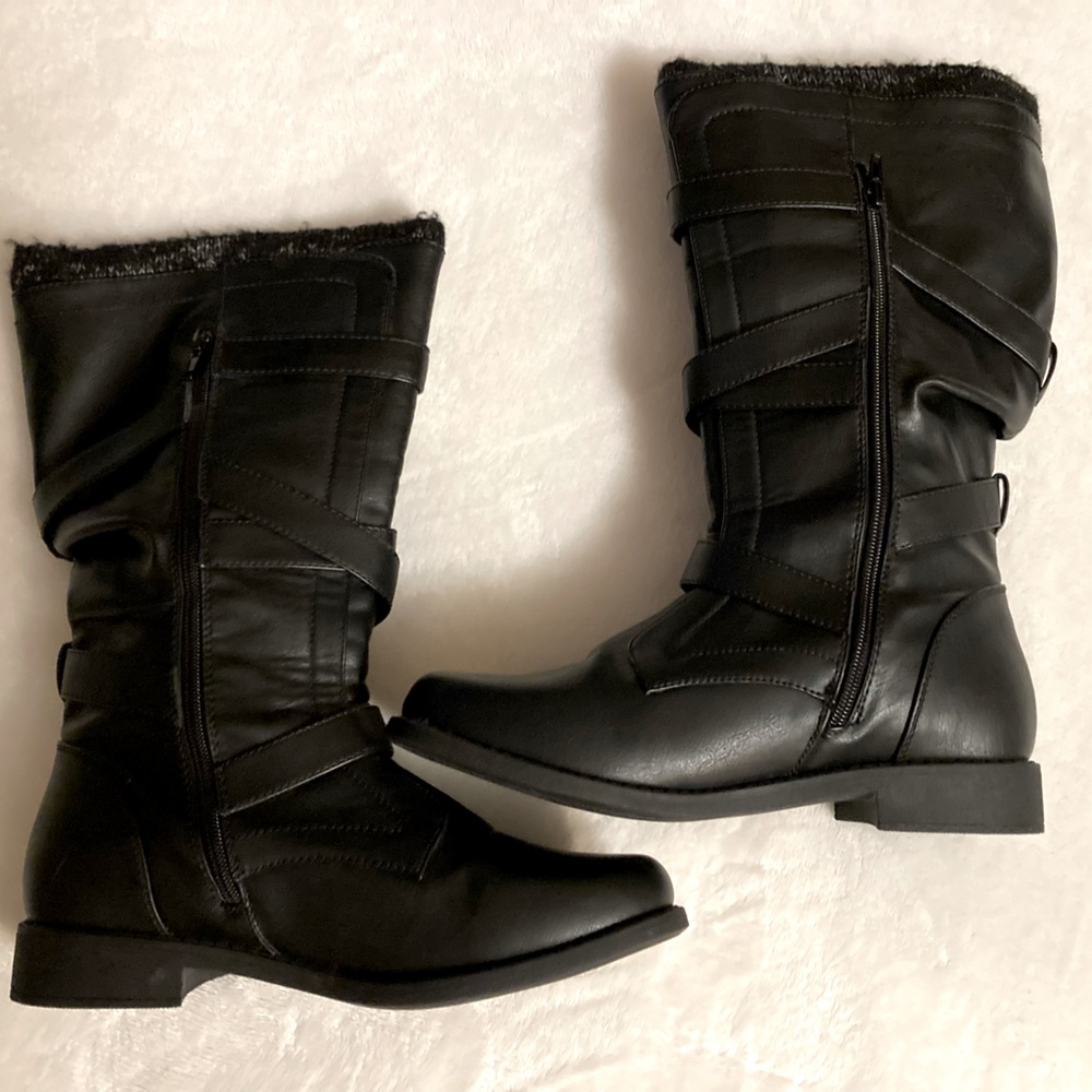 Brand new, never worn size 8 boots